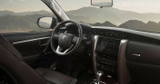 Toyota Fortuner 2.7V 2017